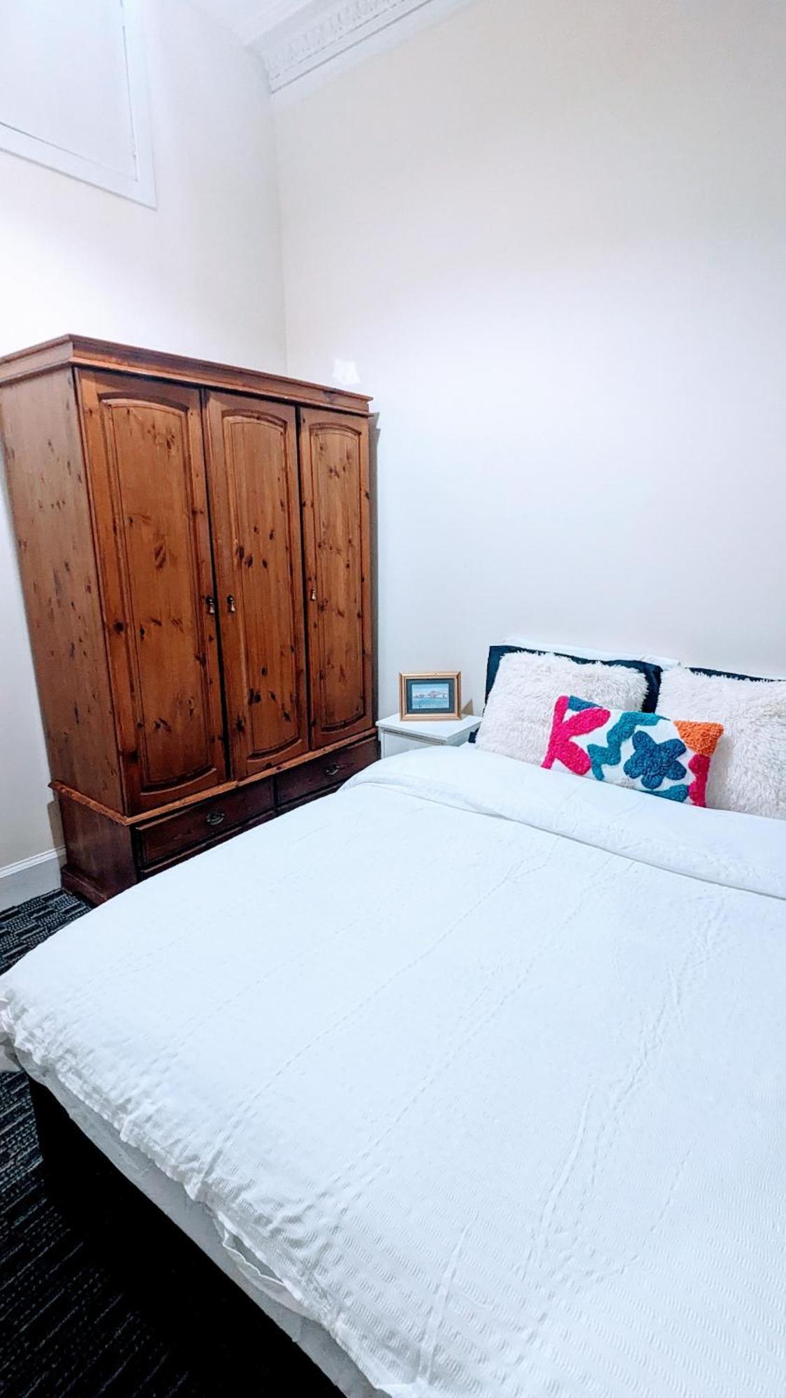 Edinburgh City Center Haymarket Double Room Ngoại thất bức ảnh