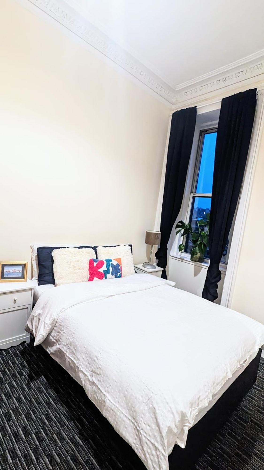 Edinburgh City Center Haymarket Double Room Ngoại thất bức ảnh