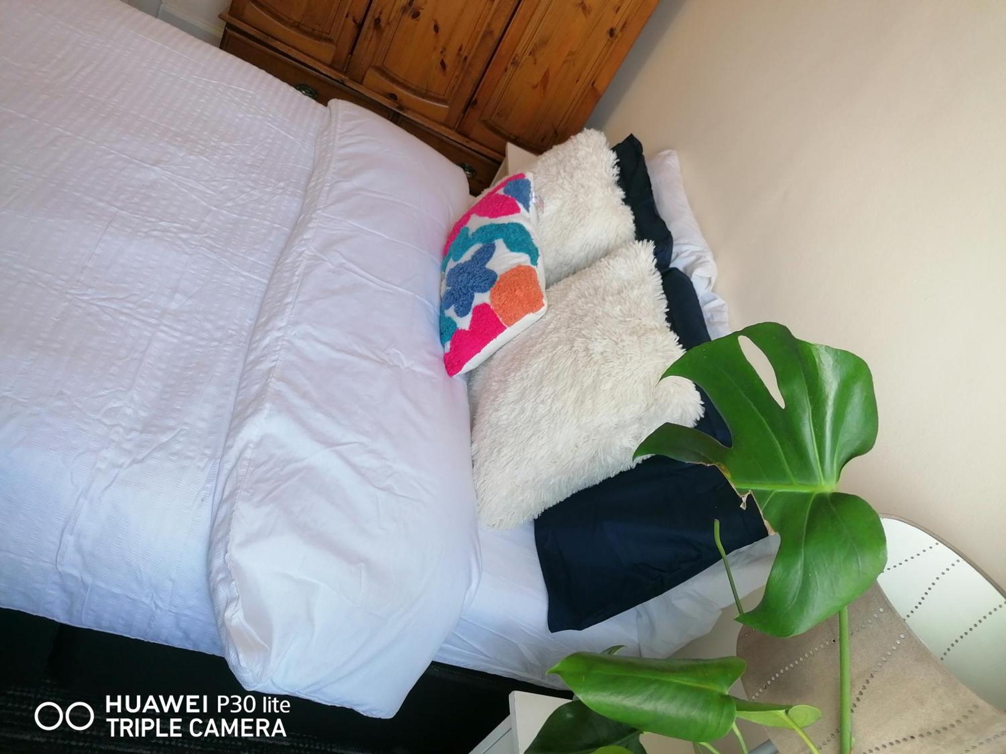 Edinburgh City Center Haymarket Double Room Ngoại thất bức ảnh